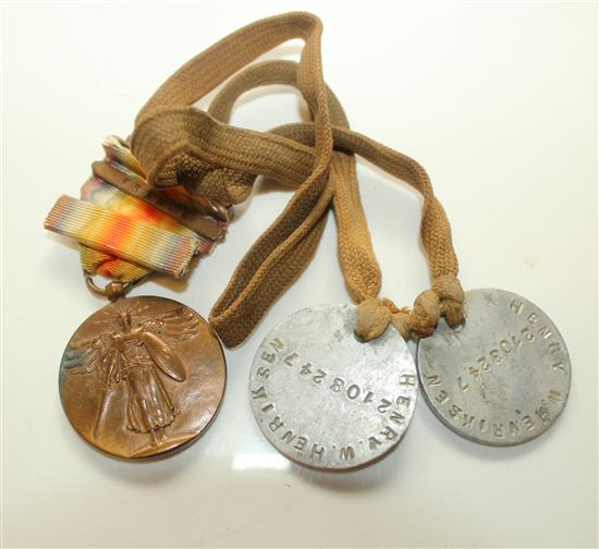 Henry W Henrison- 2 dog tags, France medal